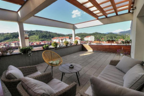 Lilly Dream Home DeLuxe Penthouse with a terrace